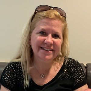 Meet your Posher, Donna